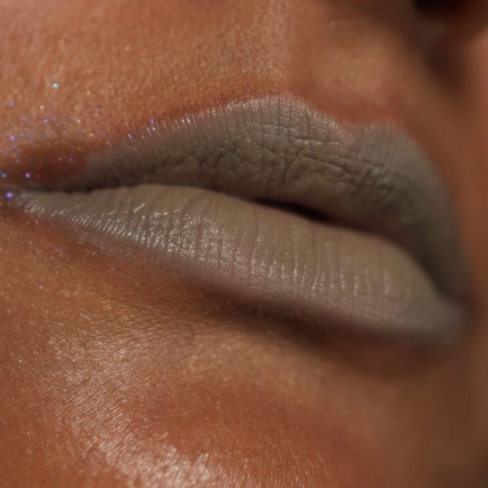 Grey-Lily Melancholy Lip Mud