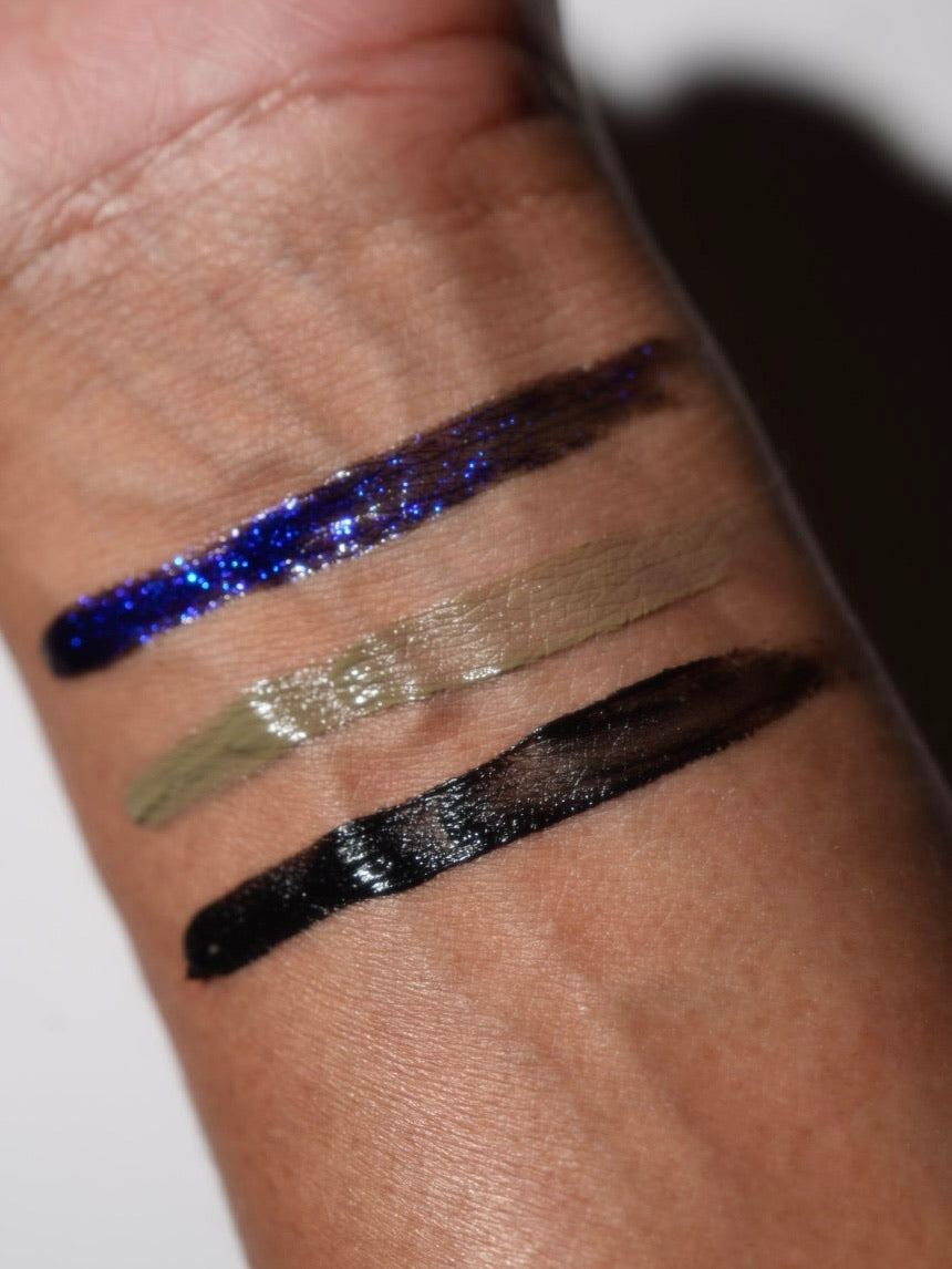 Grey-Lily Melancholy Lip Mud
