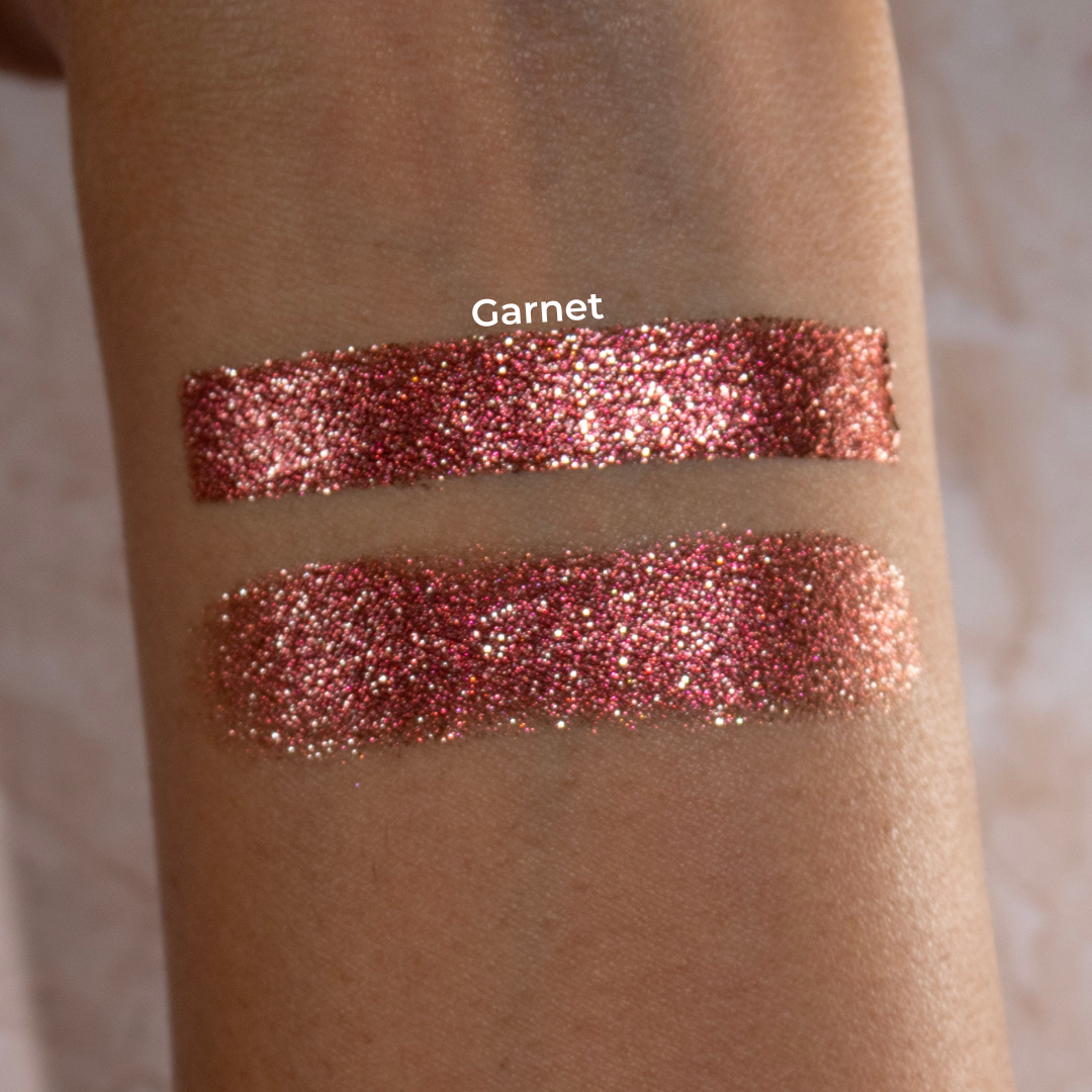 Garnet Single Shadow x @s.andromedae